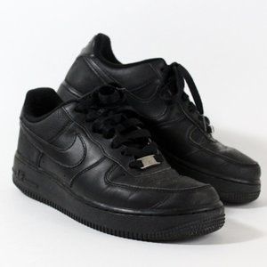 Nike Air Force 1s Low Mono Black